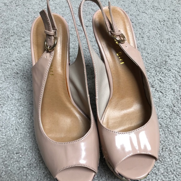 Colorful Wedges - Picture 2 of 3